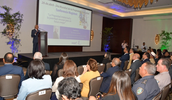 El Director General de la Oficina Nacional de la Propiedad Industrial, resalta el valor de la innovación y el desarrollo económico