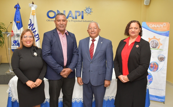 ONAPI lanza Concurso Diseños Industriales para la artesanía en madera